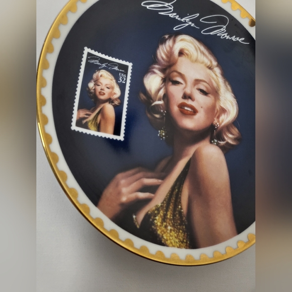 🕳️ Marilyn Monroe - Sultry Yet Regal - 1995 - Picture 3 of 5